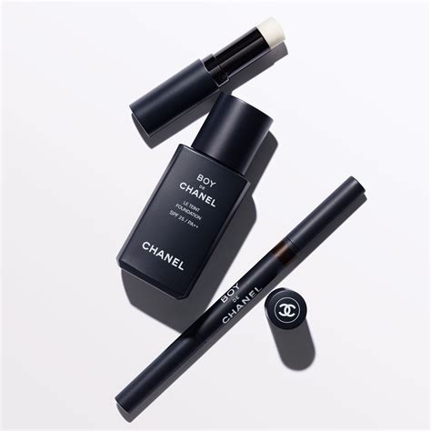 boys de chanel|boy De Chanel eyeliner.